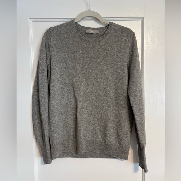 Everlane The Classic Crew in Cashmere - Picture 2 of 6